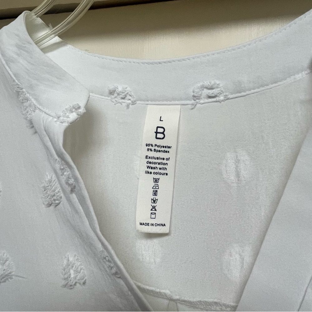 Blooming Jelly White Blouse V Neck with Ruffle Flowy Sleeve - Picture 3 of 3